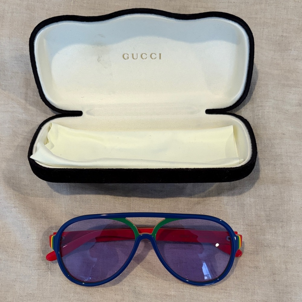 Gucci GG0270S Aviator Retro Sunglasses with Case